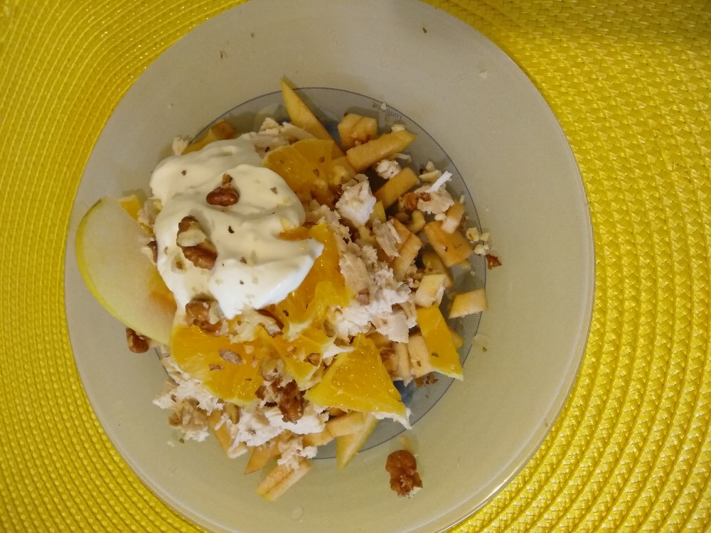 Салат с апельсином