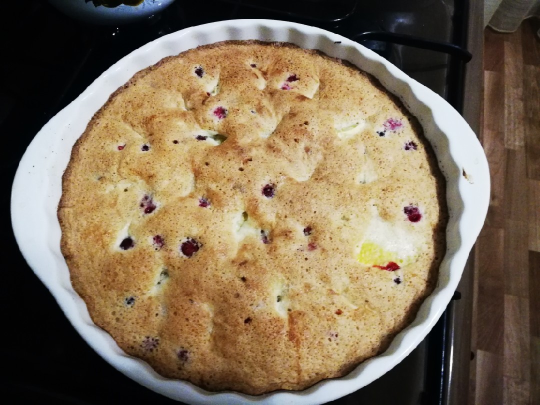 Шарлотка с апельсинами