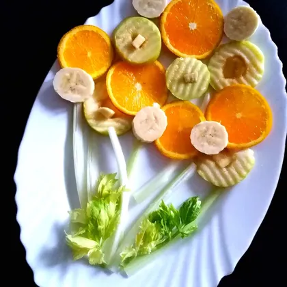 Фруктово-овощная нарезка "Одуванчики" для детского праздника