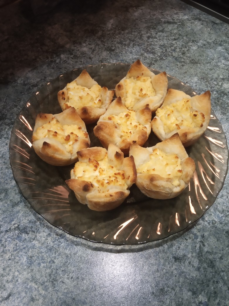 Слоёные корзиночки с начинкой