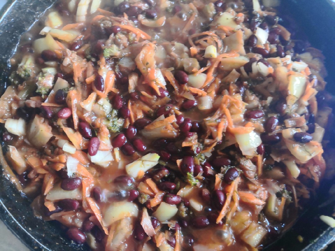 Овощное рагу с красной фасолью постный