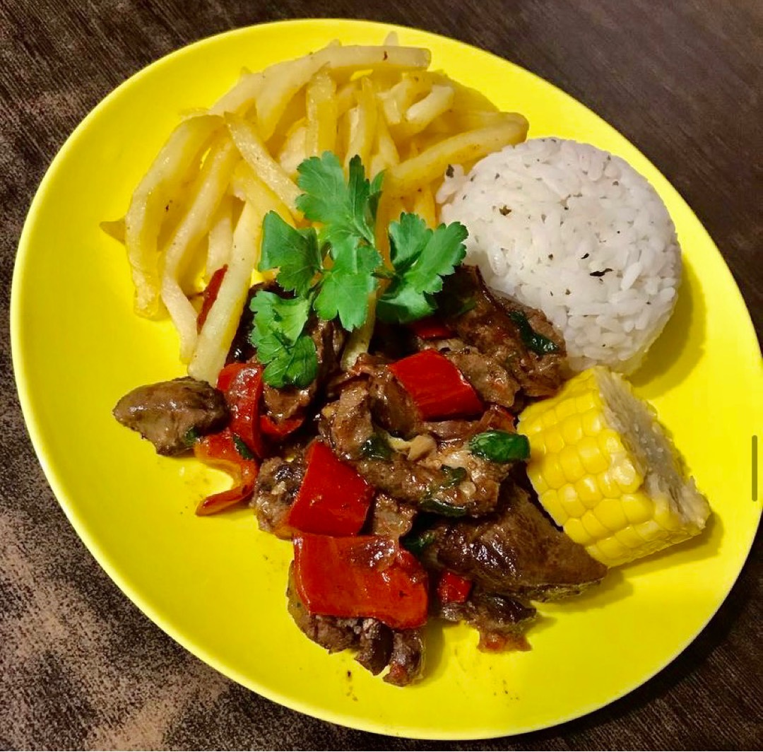 🇵🇪 Lomo saltado (Ломо Сальтадо) - жаркое из телятины по перуанскому рецепту