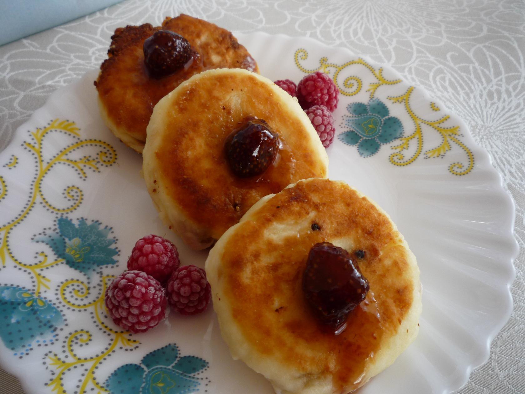 Сырники с изюмом