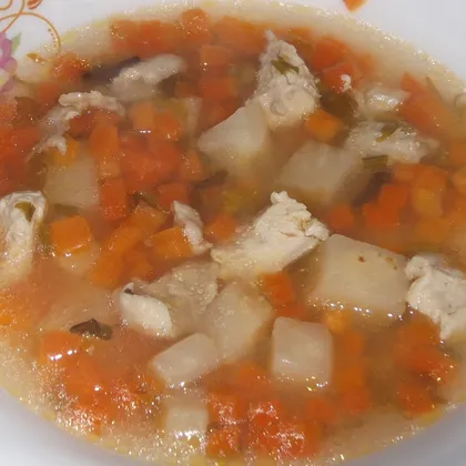 Суп морковный с куриной грудкой и сельдереем