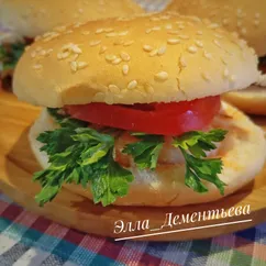 Бургер с куриной котлетой