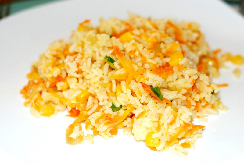 Рис с морковью, луком и специями – пошаговый рецепт приготовления с фото