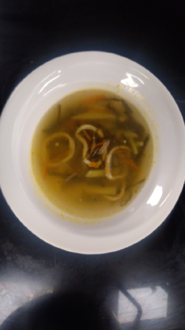 Рецепт: Салат из морской капусты с кальмарами - Дальневосточный
