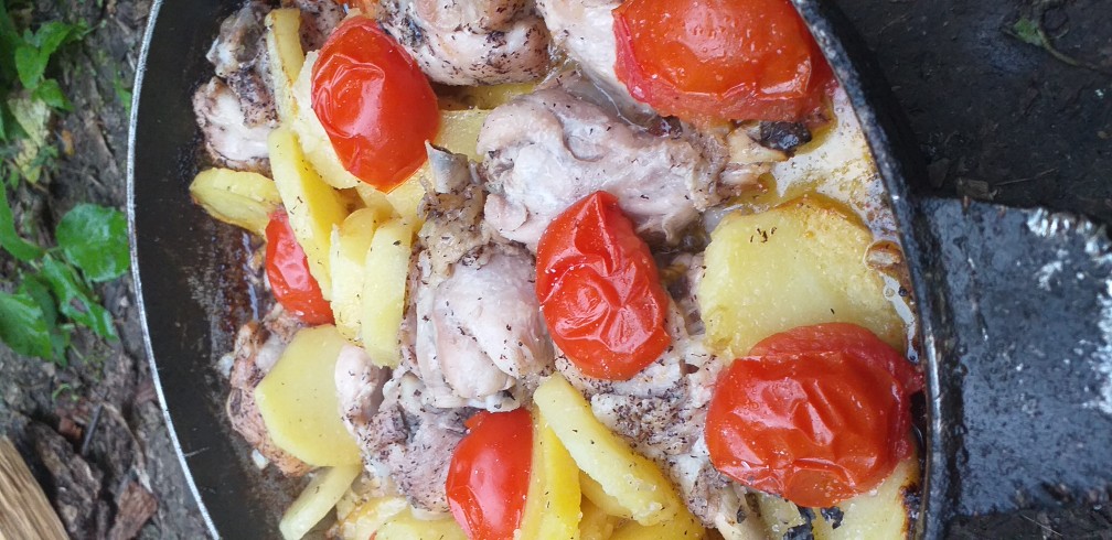Куриные голени с картошкой