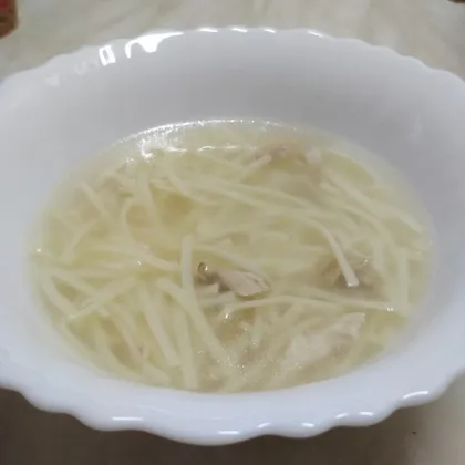 Лёгкий куриный суп с вермишелью