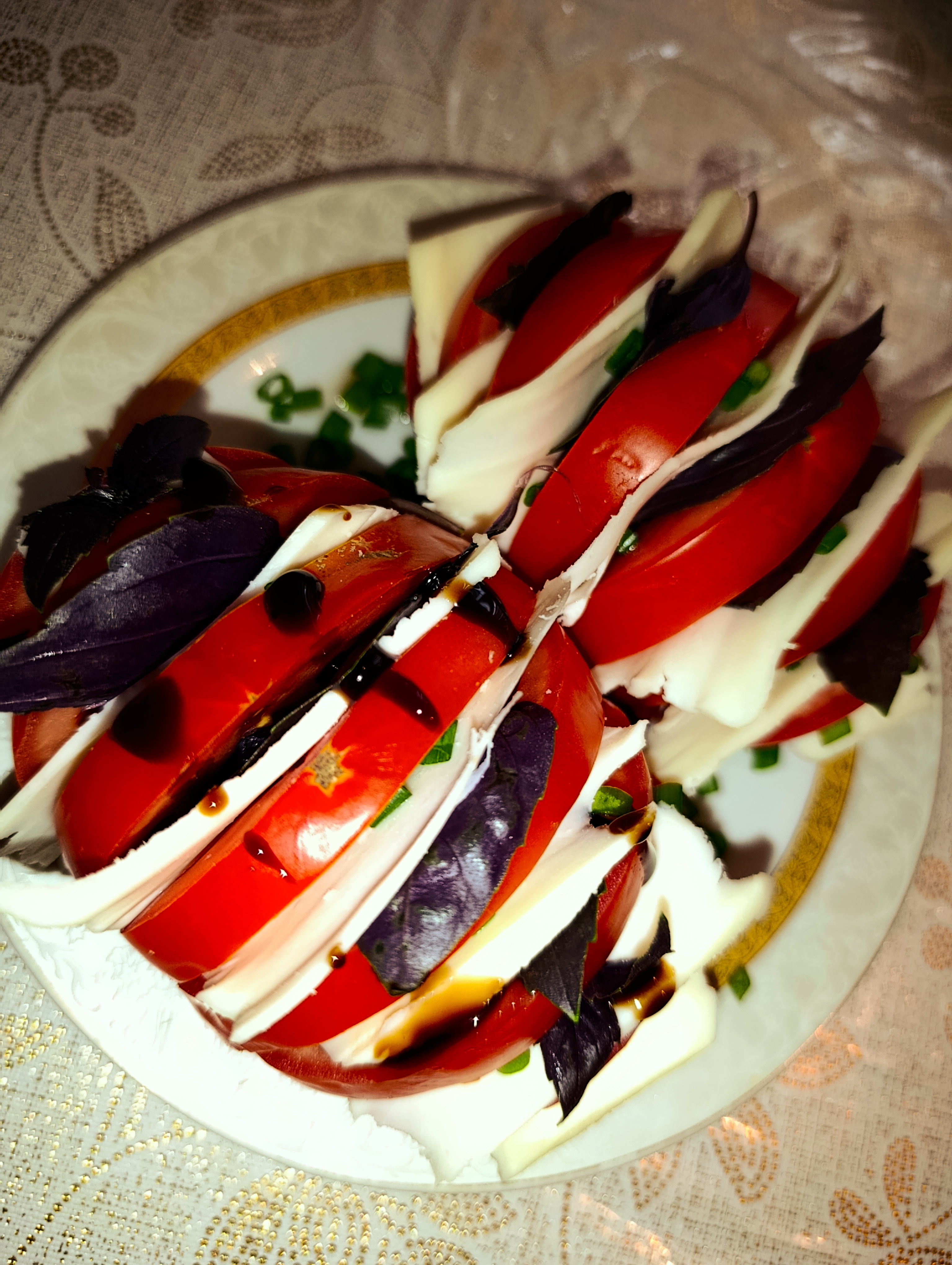 Помидоры капрезе