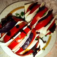 Помидоры капрезе