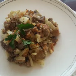 Салат с баклажаном и куриной печенкой