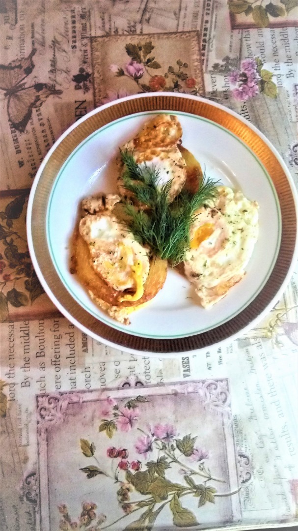 Кабачковые   кольца  с  яйцом