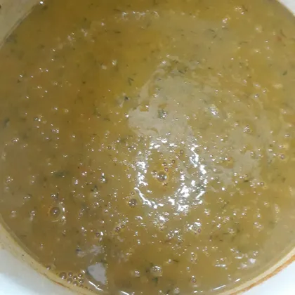Крем-суп со сливочным сыром и бужениной из куриного филе