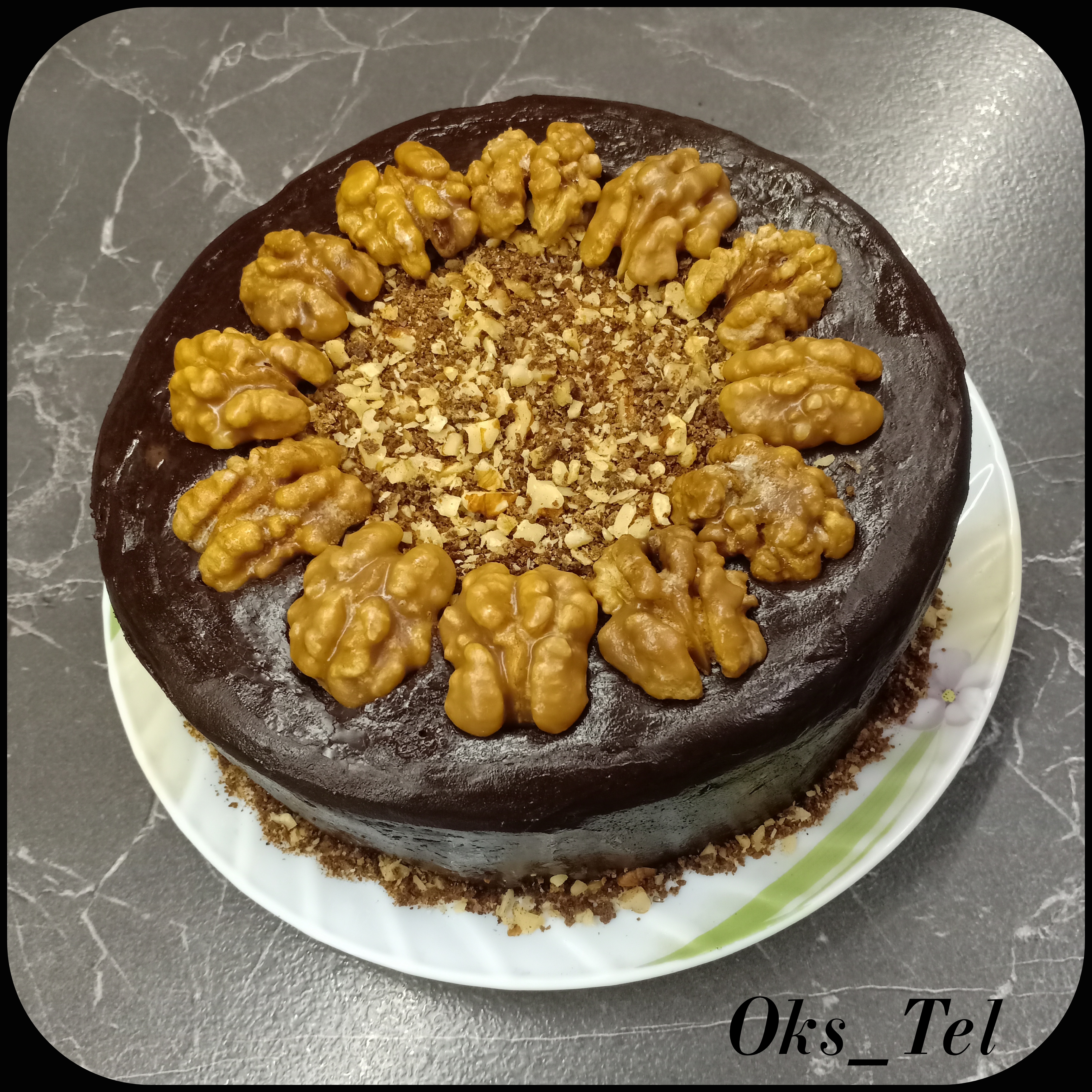 Торт «Черемуховый» с черносливом и грецкими орехами