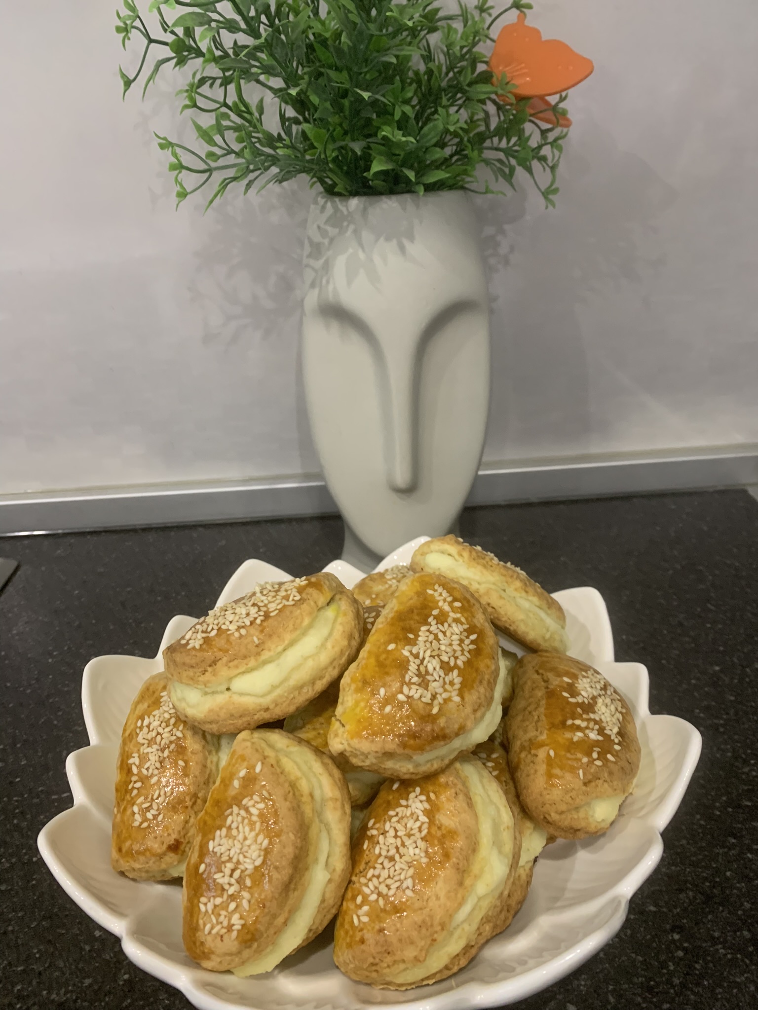 Творожные сочни с кунжутом 