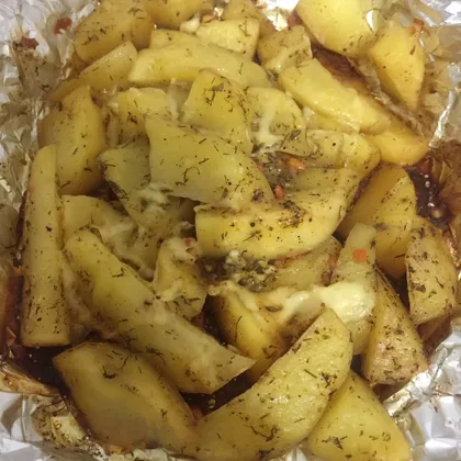 Картошечка запечённая в духовке в фольге