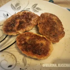 Котлеты куриные с чесночком и зелёным луком