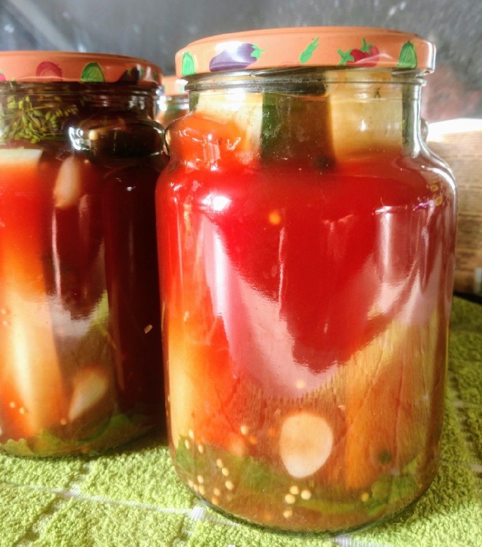 Салат из кабачков с томатной пастой на зиму - рецепт приготовления с пошаговыми фото