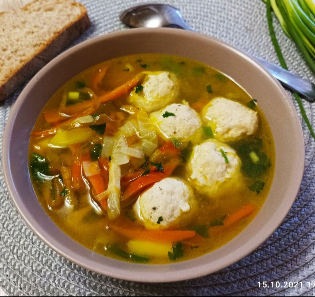 Тыквенный суп с фрикадельками 🎃