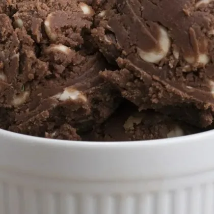 Шоколадное мороженое из печенья