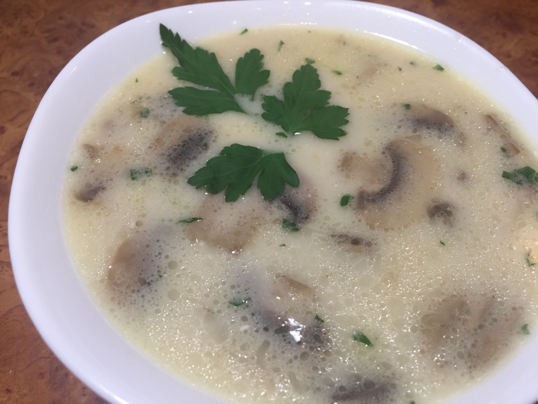 Сырный суп с курицей и грибами! #чемпионатмира #россия