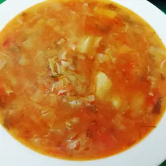 Борщ с молодой капустой
