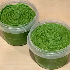 Песто из рукколы с грецкими орехами
