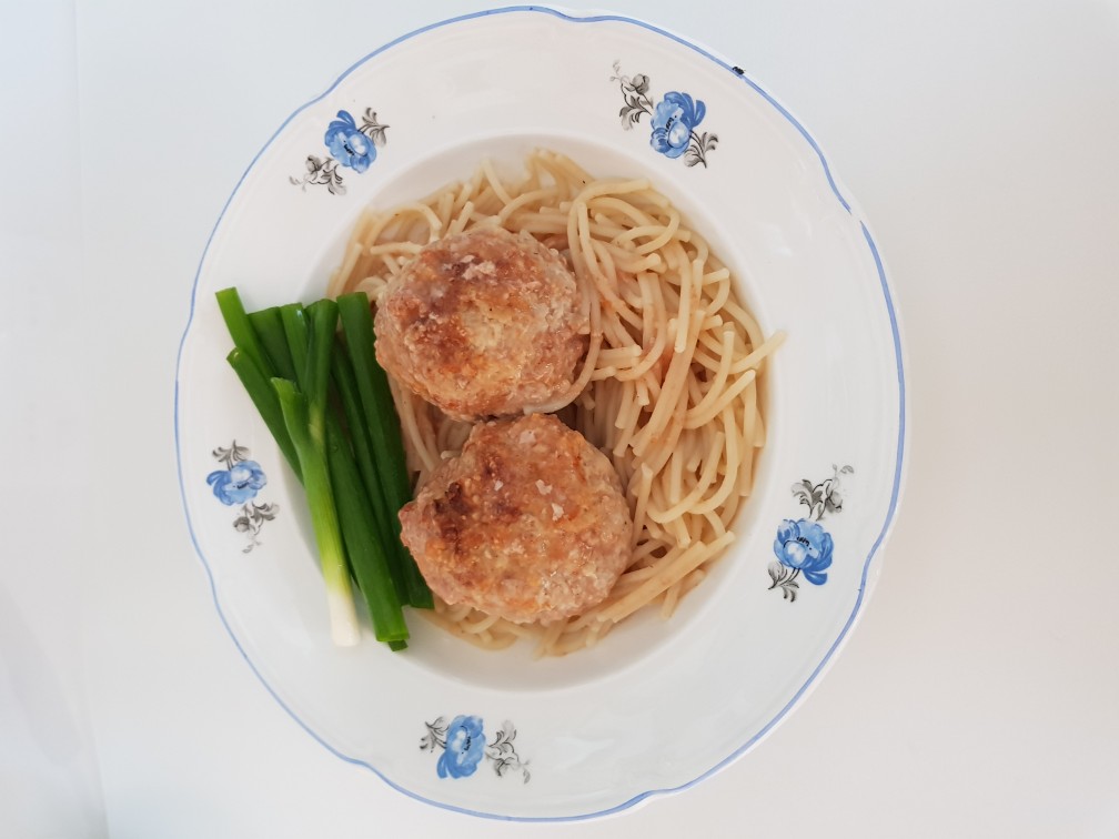 Мясные тефтели в подливе