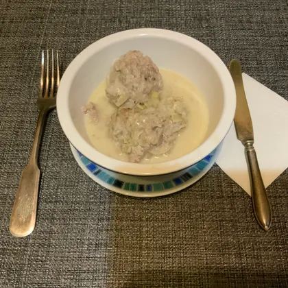 Ёжики в сметанном соусе