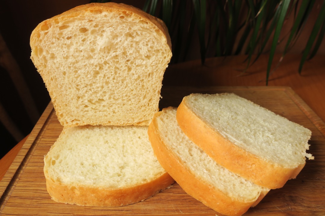 Процесс приготовления хлеба в мультиварке