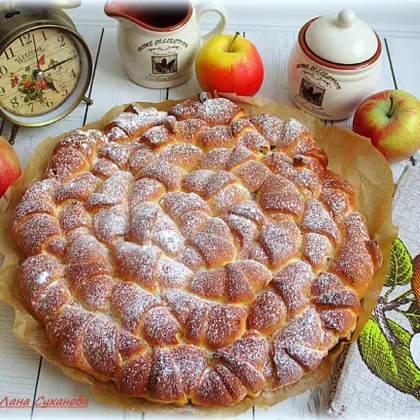 Яблочный пирог "Рогалик"
