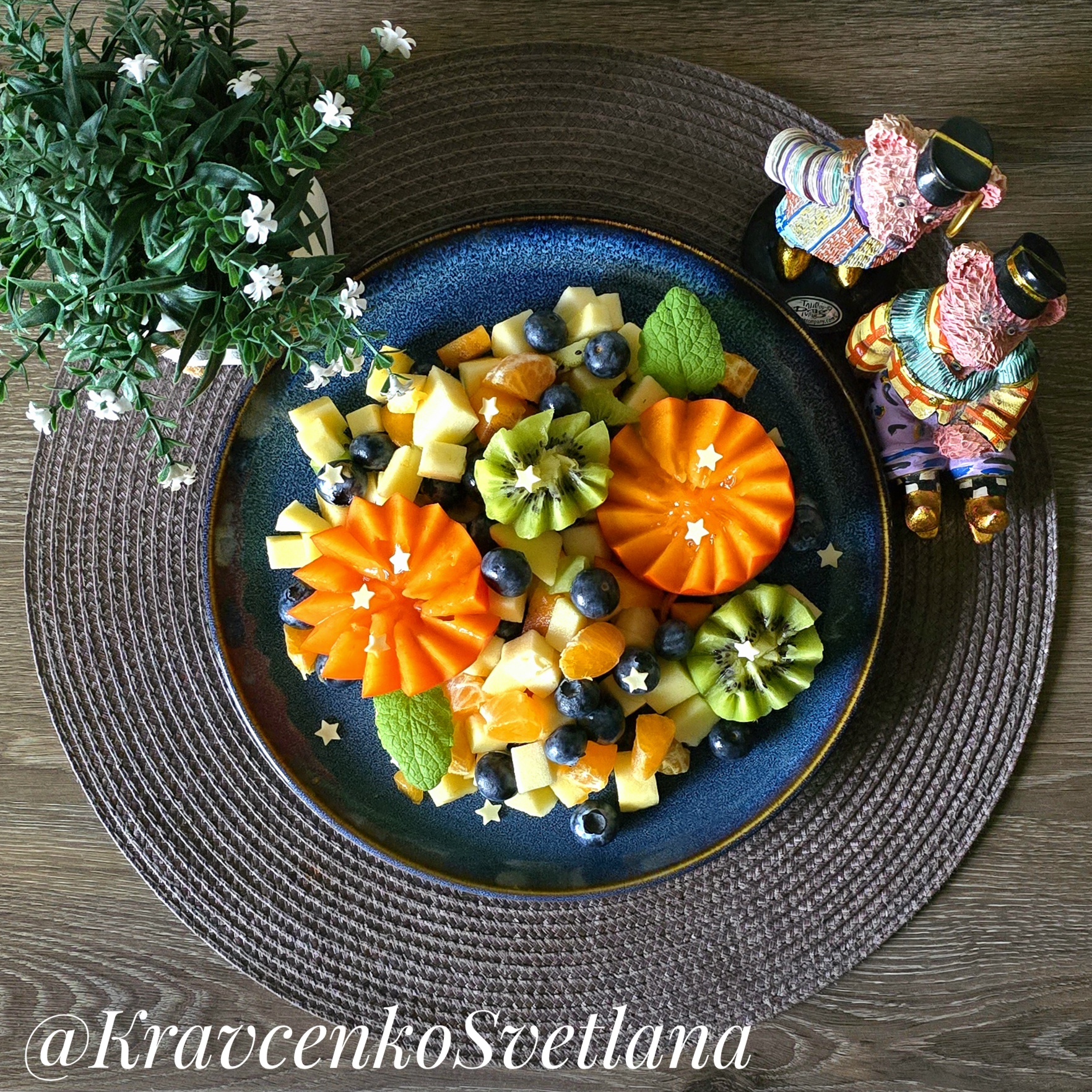 Салат фруктовый