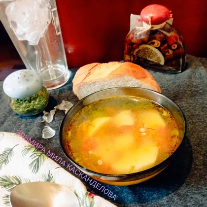 Суп с красной и зелёной чечевицей на курином бульоне