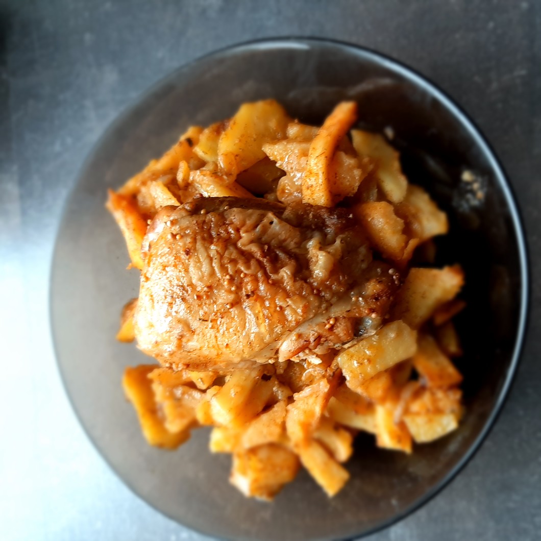 Картофель, запеченный в духовке: 20 простых и вкусных рецептов
