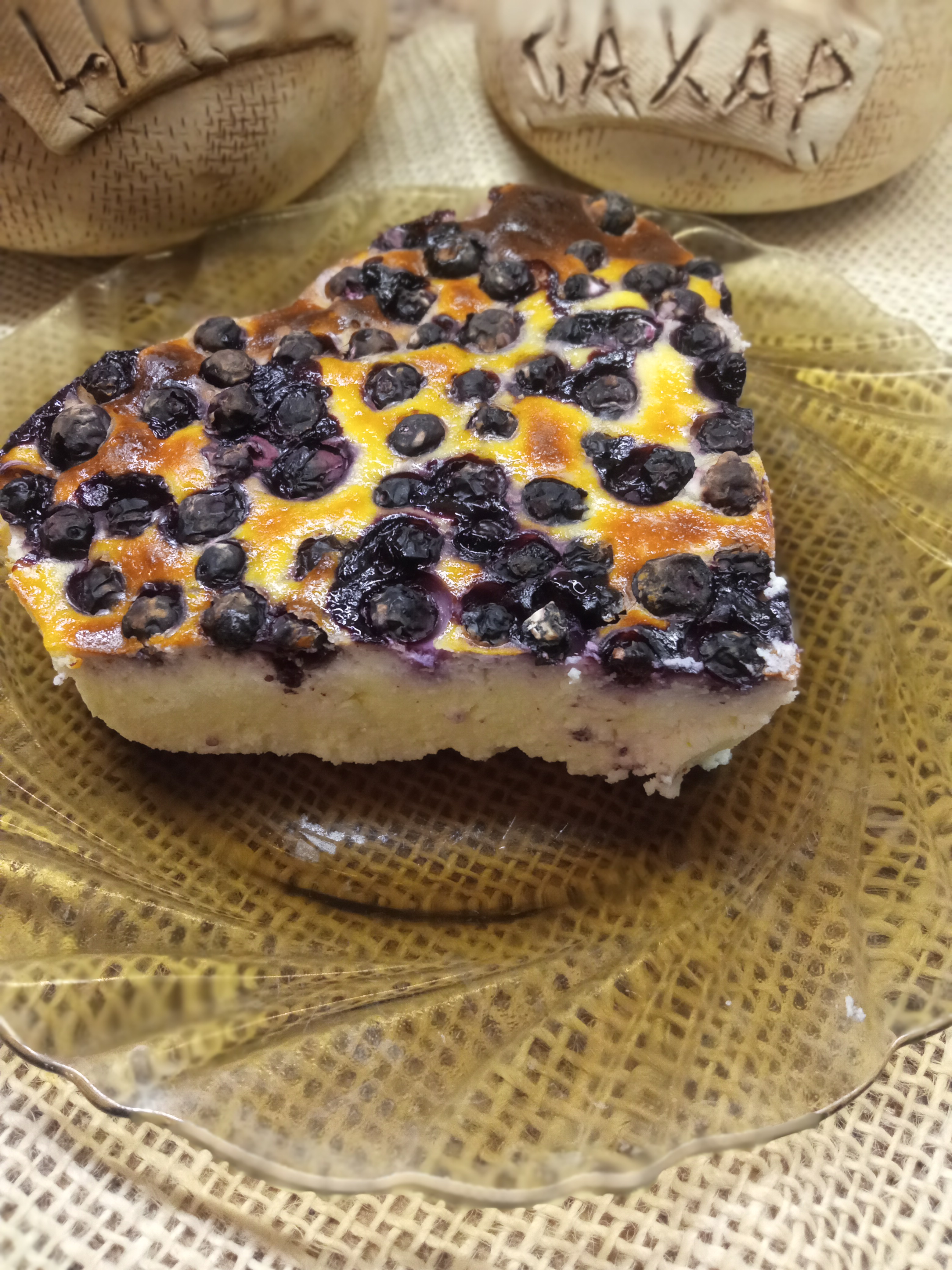 Творожная запеканка с черникой 