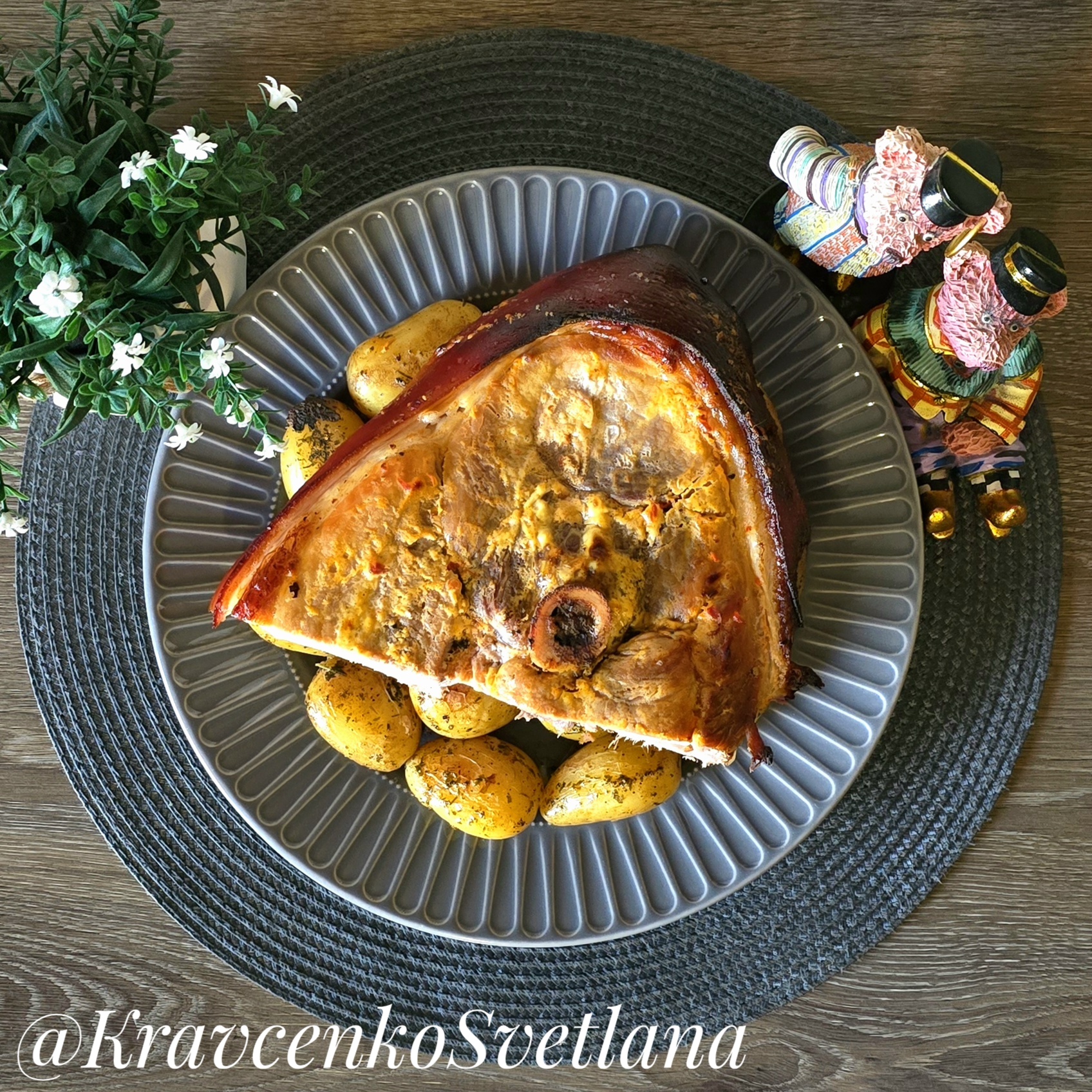 Свинина с картофелем в духовке