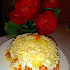 Салат "Медведь" с ананасами