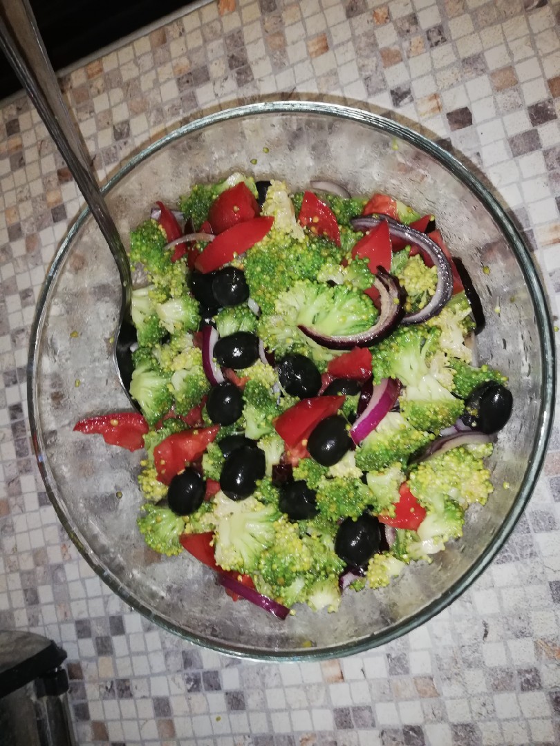 Салат с брокколи и помидорами. Пошаговый рецепт с фото | Кушать нет