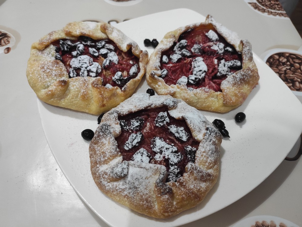 Галета с фруктами