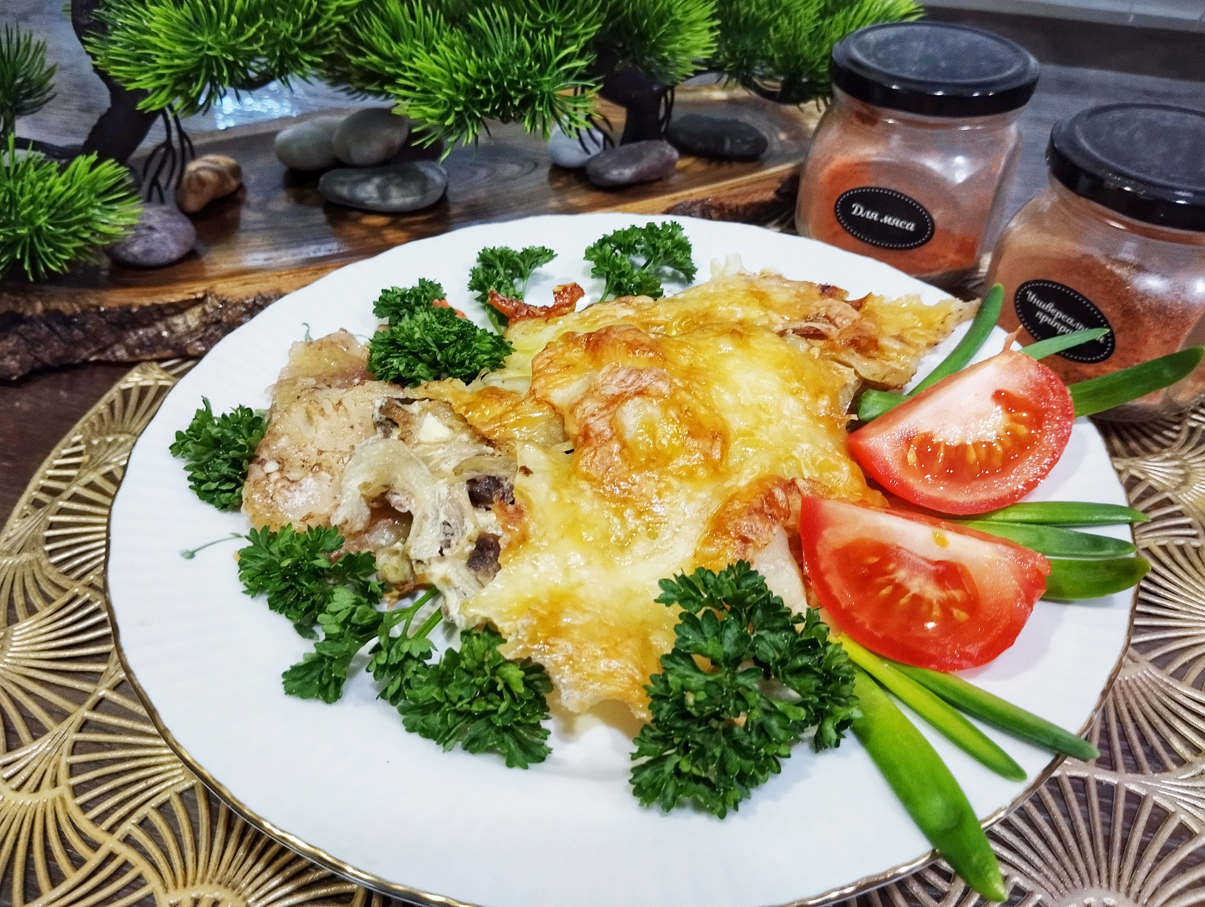 Говядина, запеченная с картошкой 