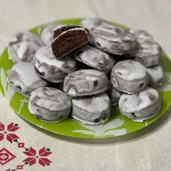 Шоколадные пряники в глазури