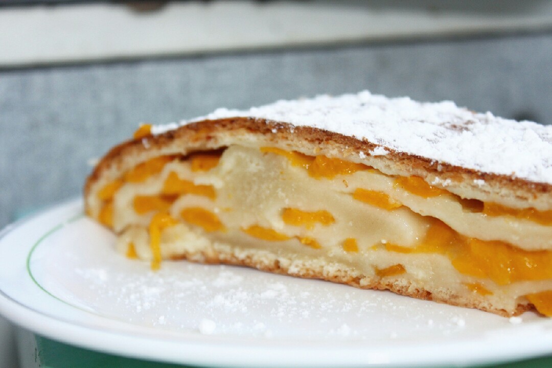 Творожный рулет с абрикосом