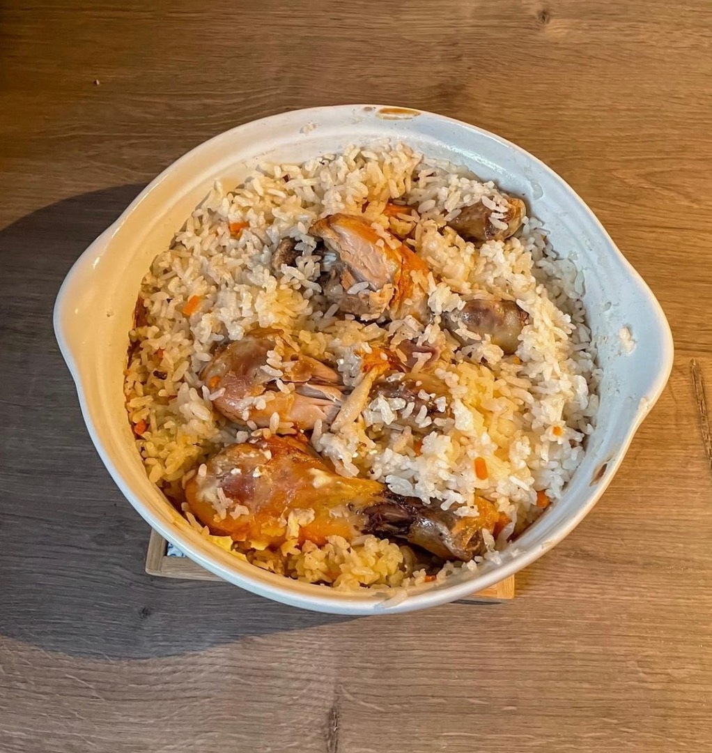 Диетическая курица с рисом в духовке. Быстро и вкусно