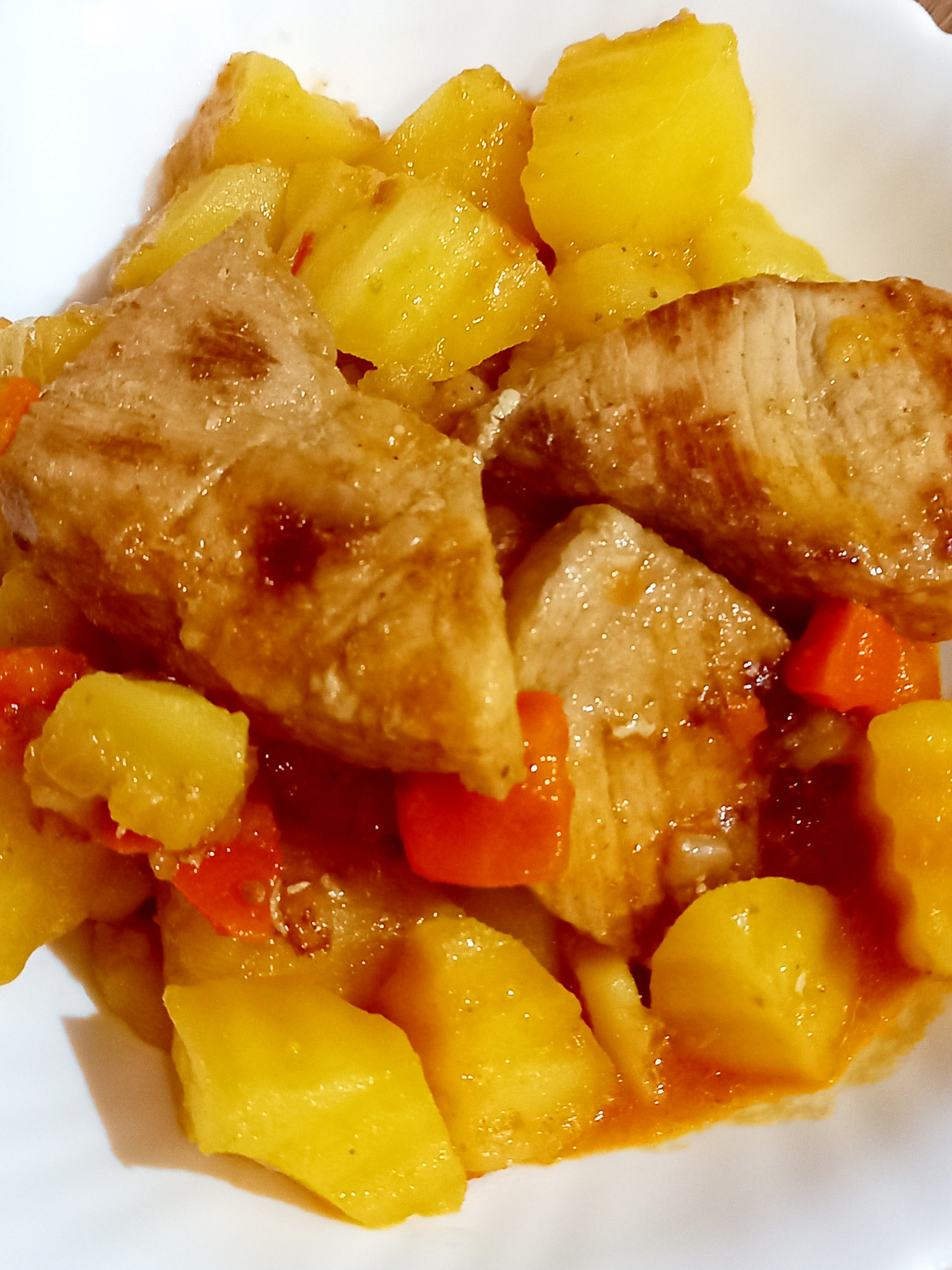 Жаркое со свиной корейкой и овощами