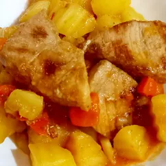 Жаркое со свиной корейкой и овощами