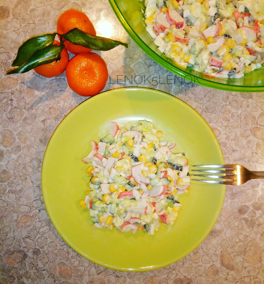 Крабовый салат с пекинской капустой