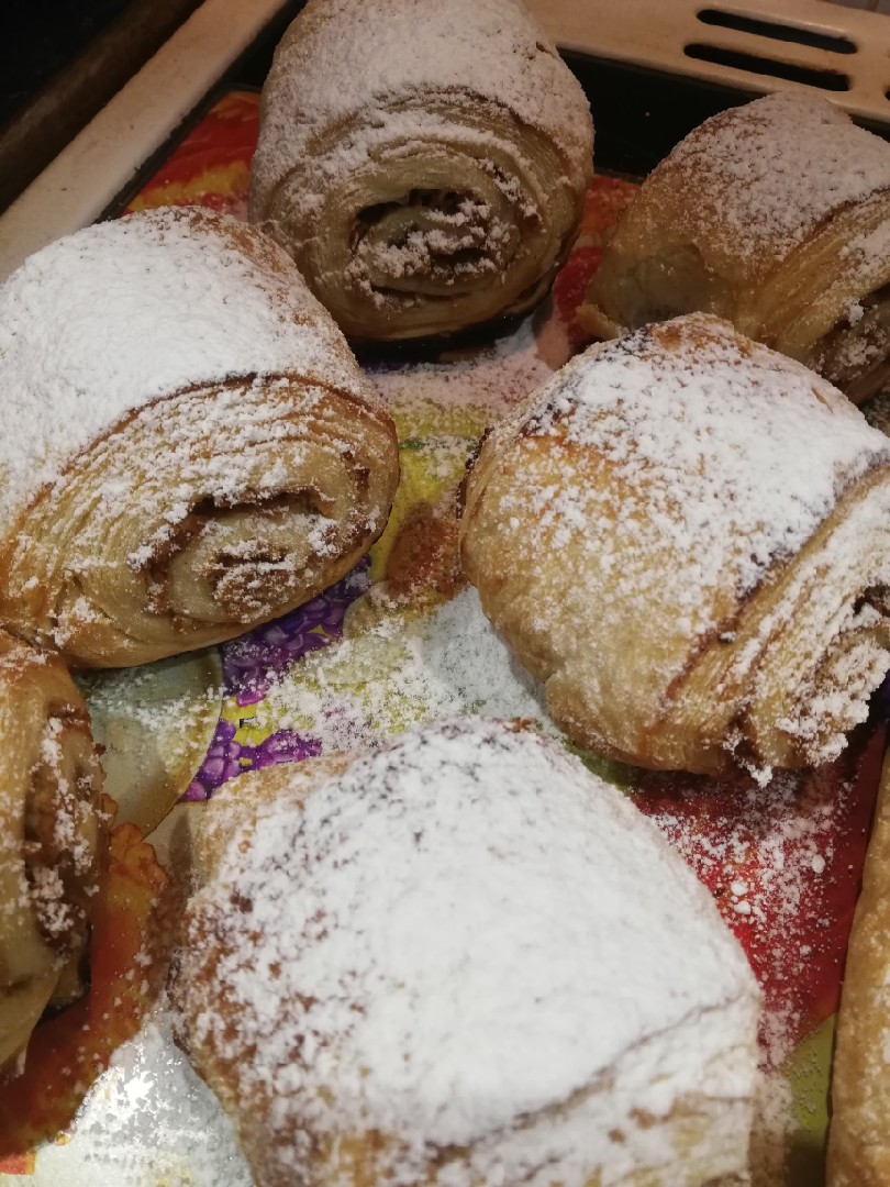 Яблочные рулетики