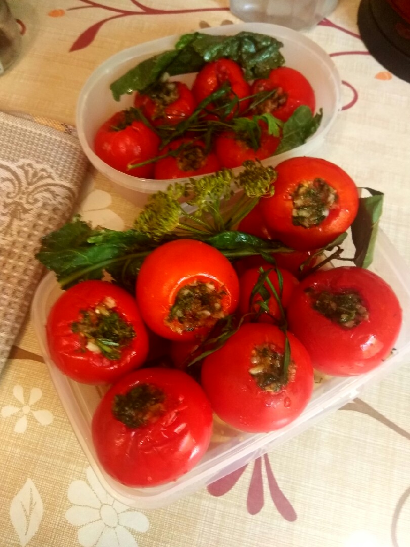 Помидоры закусочные малосольные