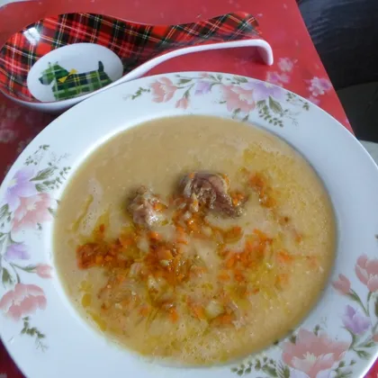 Гороховый суп-пюре с мясом